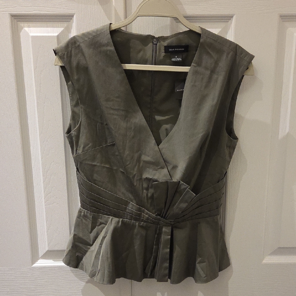 NWT - CLUB MONACO grey Green Waisted Poplin Top